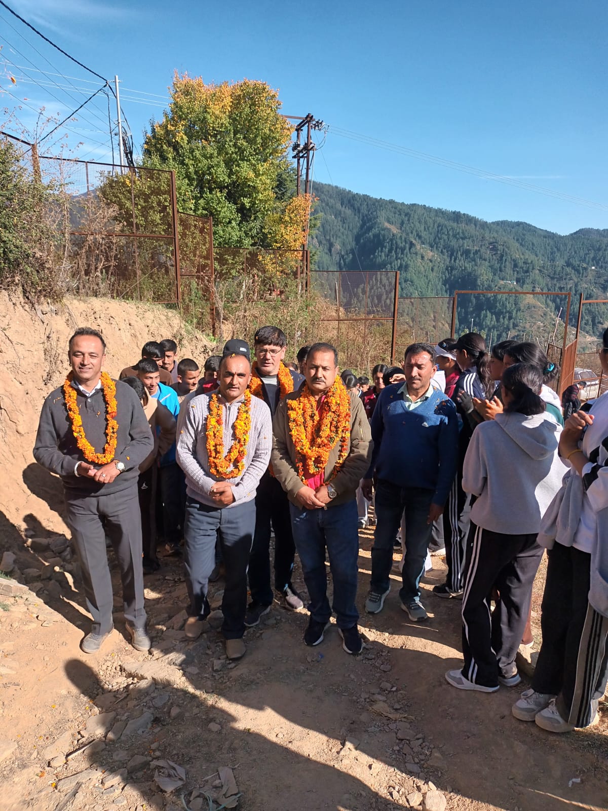 मड़ावग में संपन्न हुई जिला स्तरीय जूनियर सॉफ्टबॉल प्रतियोगिता, ठियोग और सॉफ्टबॉल अकैडमी मड़ावग बने विजेता
